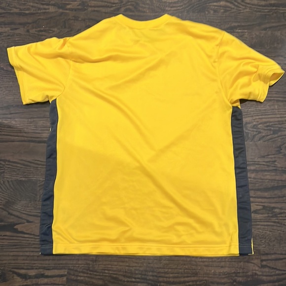 Nike tech top - Picture 2 of 2